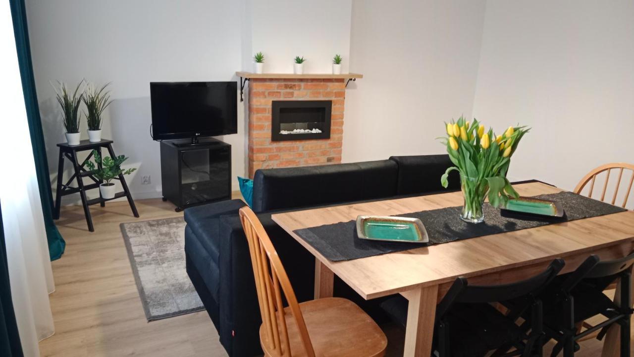 Apartament Dwupokojowy Ostrowiec Świętokrzyski Exteriör bild